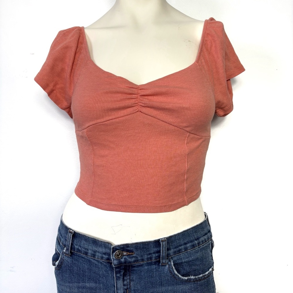 American eagle orange flowy sleeve crop top